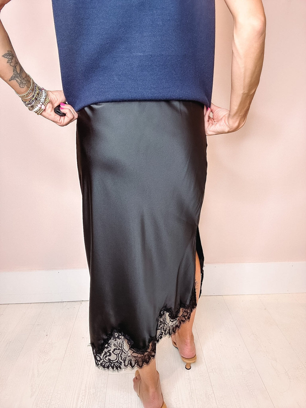 Aurelia Satin Midi Skirt-- Black